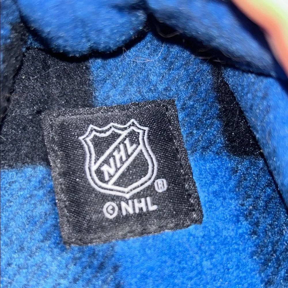 NHL Toronto Maple Leafs mens black and Blue Slippers size 8-10 - Picture 7 of 10